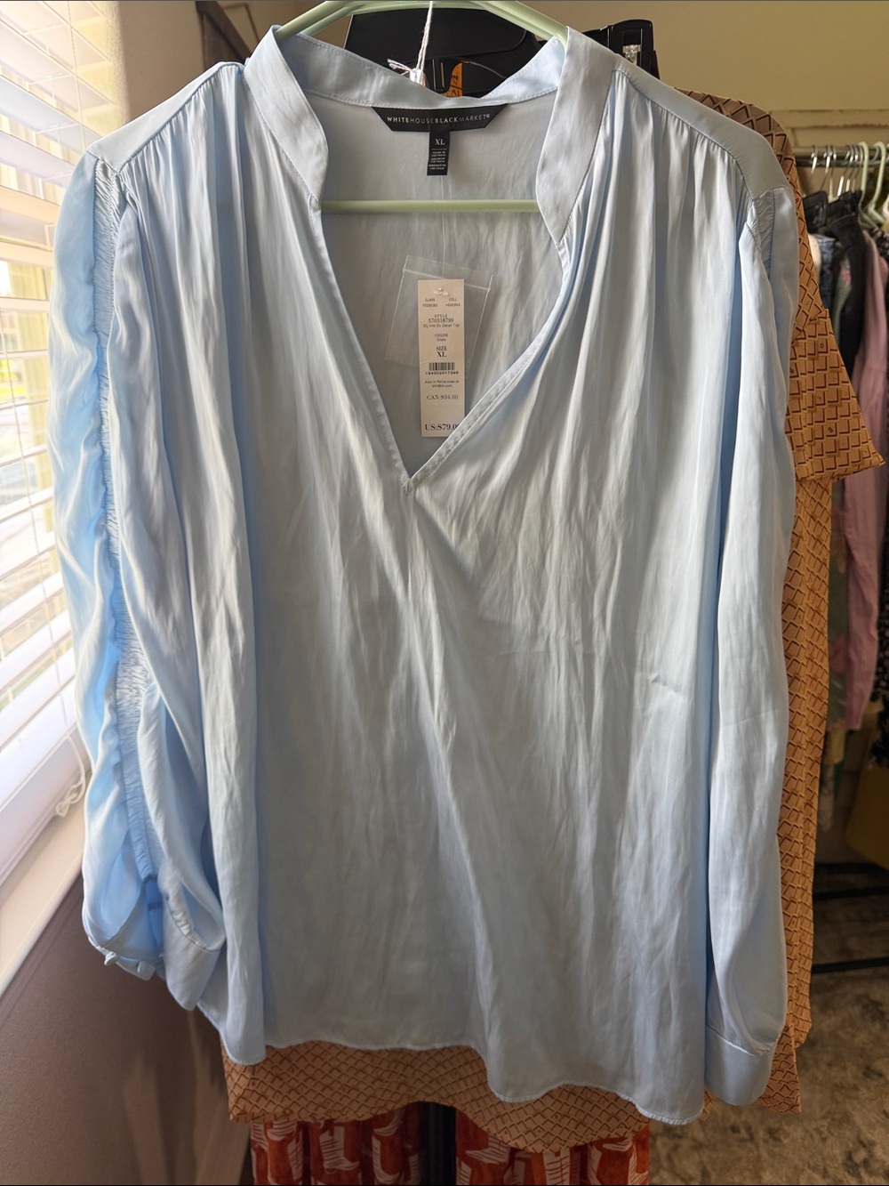 White House Black Market Light Blue Long Sleeve Button-Down Casual Shirt